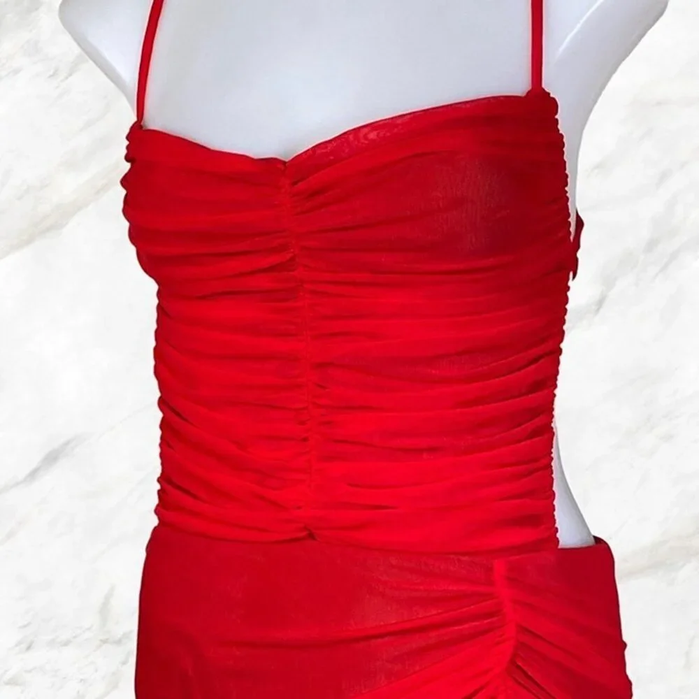 Michael Costello xRevolve Follie Gown in Red - Picture 6 of 12